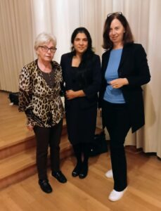 Frau Dr. Aruni Velalakan