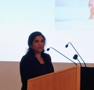 Frau Dr. Aruni Velalakan Vortrag